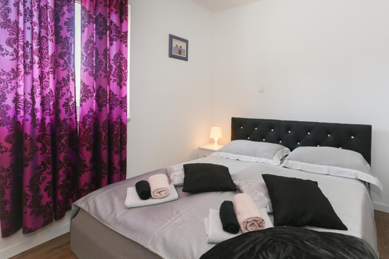 טרוגיר Casa Zorana-Alba Apartments מראה חיצוני תמונה