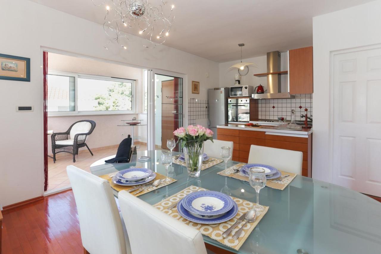 טרוגיר Casa Zorana-Alba Apartments מראה חיצוני תמונה